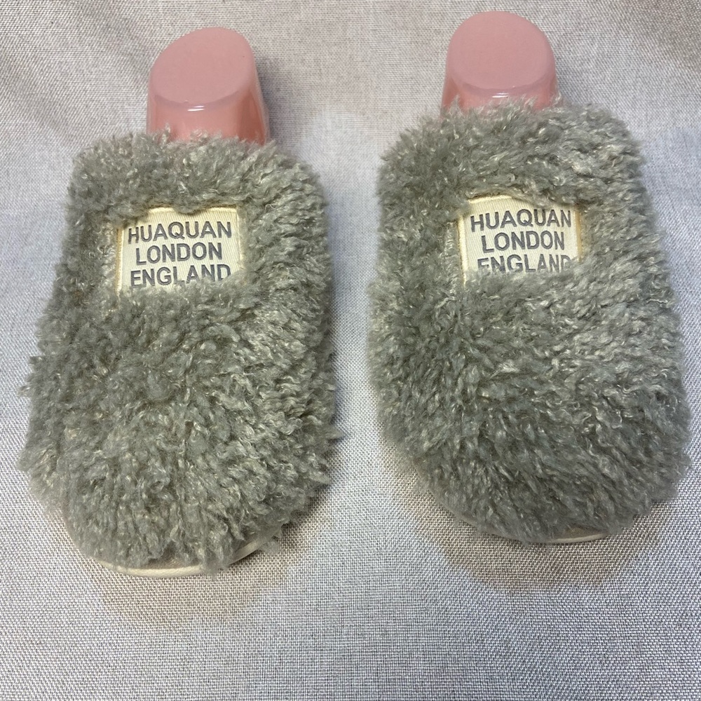 Slippers Women House Shoes  Cozy Warm Slippers Comfortable Size 8 - 8,5